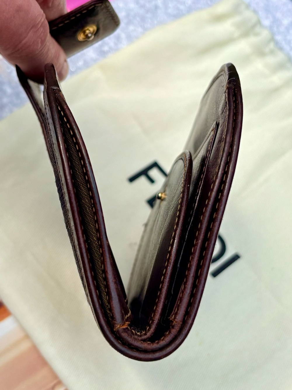 Fendi Zucca Half Circle Bifold Wallet AND Key Holder SET ποΈποΈ - Picture 8 of 16